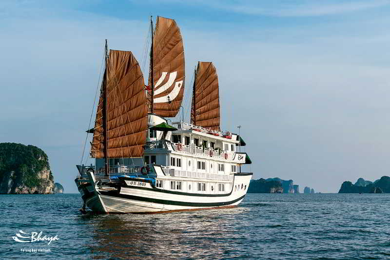 Bhaya Classic Cruises Ha Long Bagian luar foto