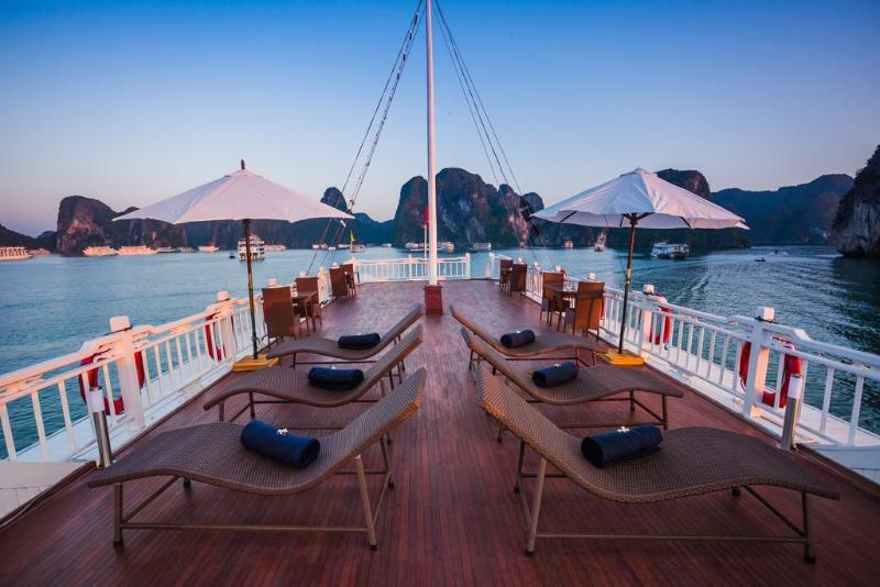 Bhaya Classic Cruises Ha Long Bagian luar foto