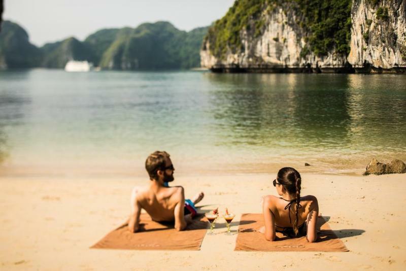 Bhaya Classic Cruises Ha Long Bagian luar foto